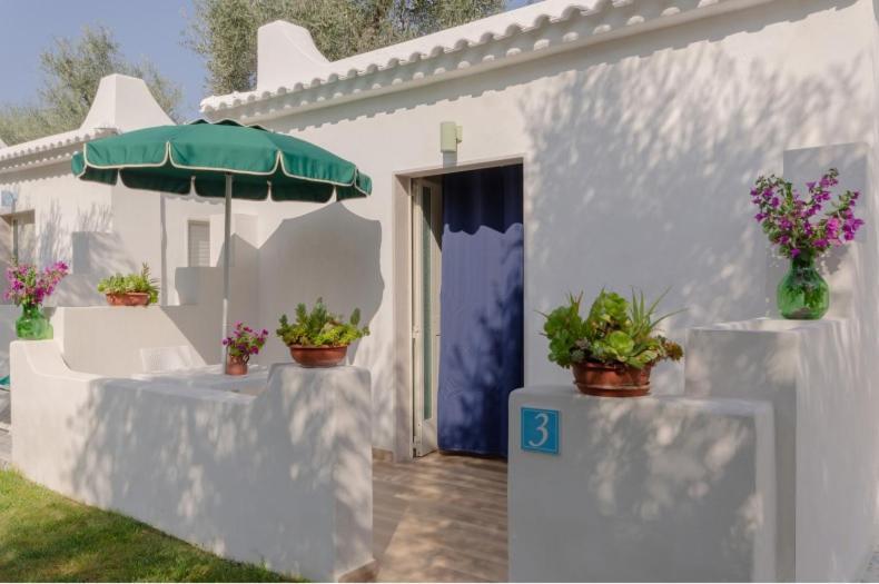 Hotel Il Melograno Mattinata Exterior photo